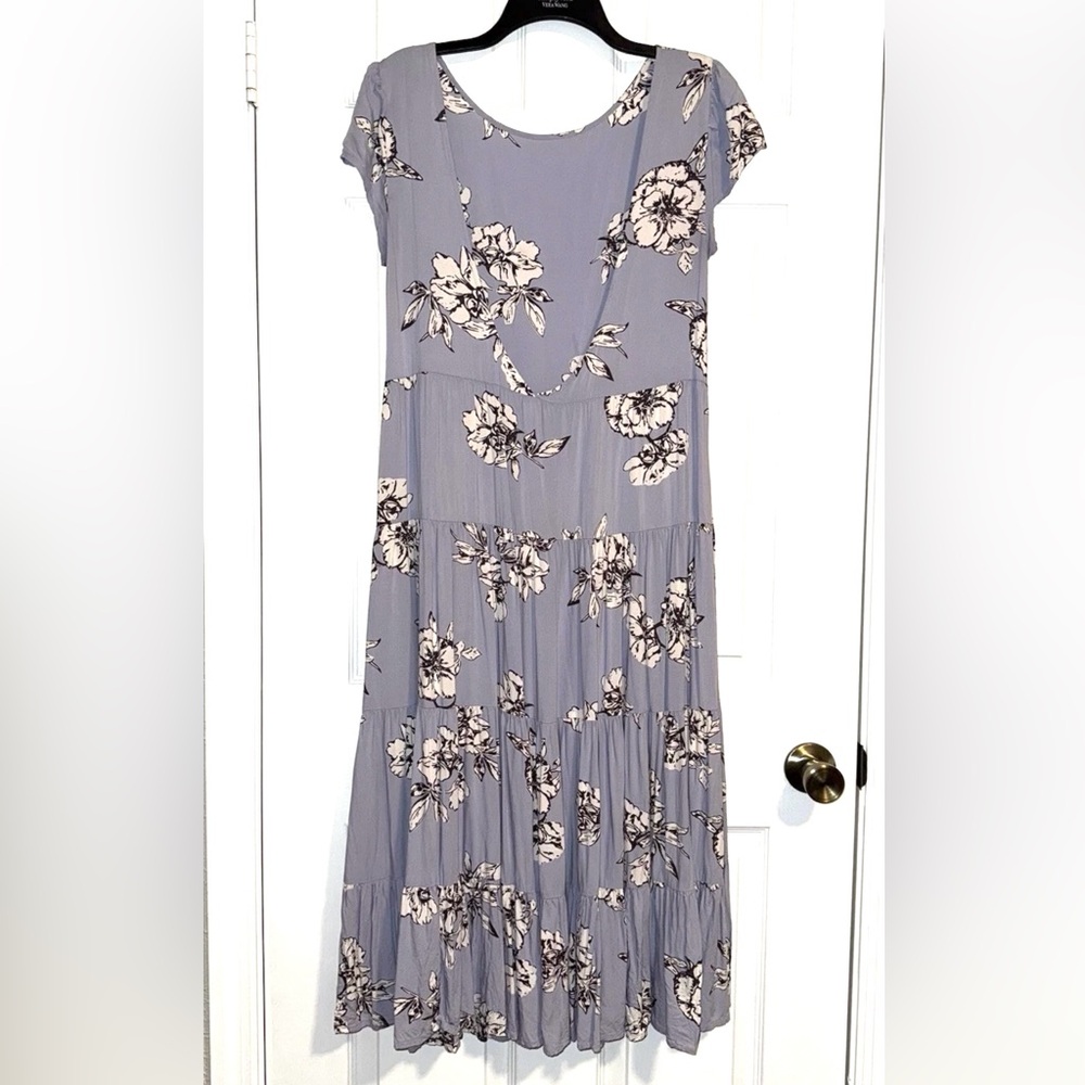 Free People Blue Floral Flowy Maxi Dress Short Sleeve Size Petite/Small EUC
